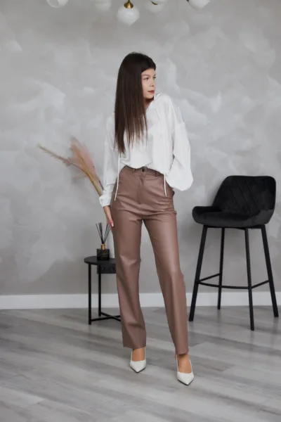 Штани жіночі Estilo повсякденна-casual екошкіра капучиновий 03-023